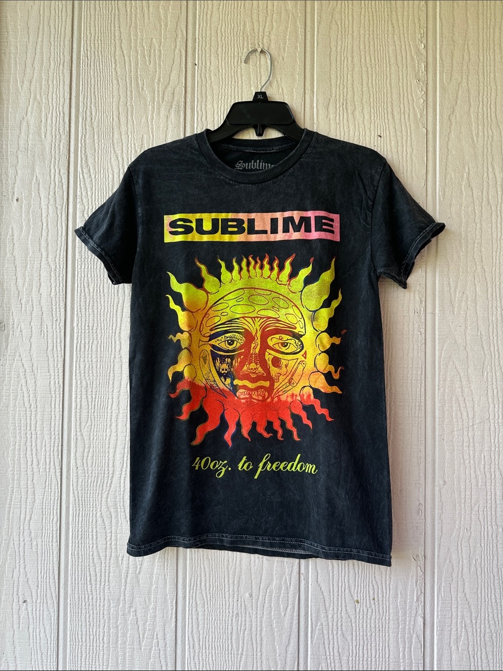 NWOT Sublime Graphic Band Tee